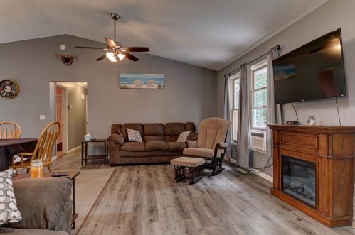 2345 Wesley Ave, Meskegon MI 49442-2544 exterior