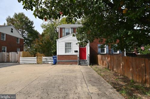 6102 Kings Hwy, Alexandria VA  22303-2417 exterior