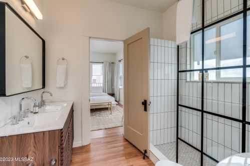 622 8th St, Tucson AZ  85705-8520 exterior