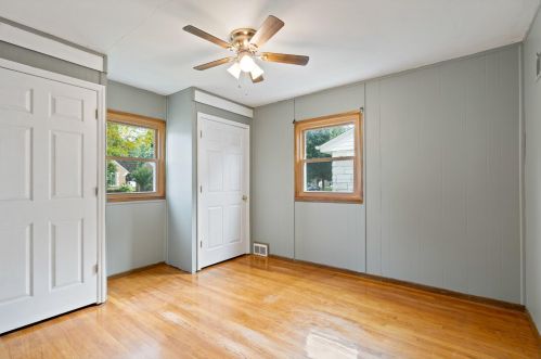 9401 Auer Ave, Milwaukee WI exterior