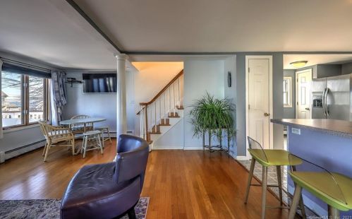 123 Edgefield Ave, Milford CT 06460-7833 exterior