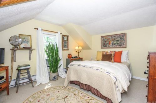 212 State Rd, Briarcliff NY 10510-1405 exterior