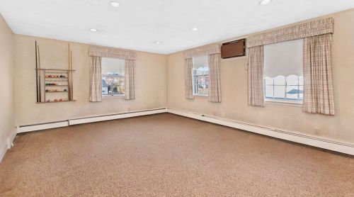 51 Fessenden St, Newton MA 02460-1119 exterior