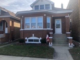 6023 Eddy St, Chicago, IL 60634-4212