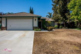905 Silver Oak Dr, Bakersfield CA  93312-4031 exterior