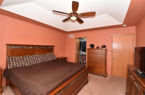 8465 Westminster Dr, Sturtevant WI 53177-2835 exterior