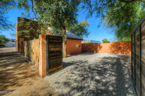 3117 Stone Ave, Tucson AZ  85705-3807 exterior