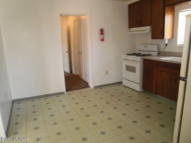 213 Ohio St, Tucson AZ 85714-2426 exterior