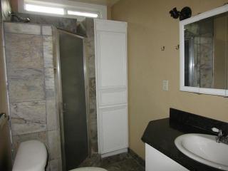 1318 Asbury St, Houston TX  77007-3109 exterior