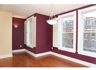 26 Mattoon St, Springfield MA  01105-1716 exterior