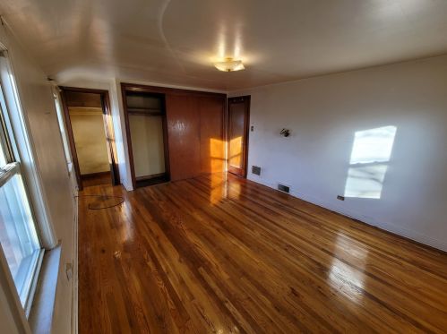 3651 58 Ct, Chicago IL 60804-2121 exterior