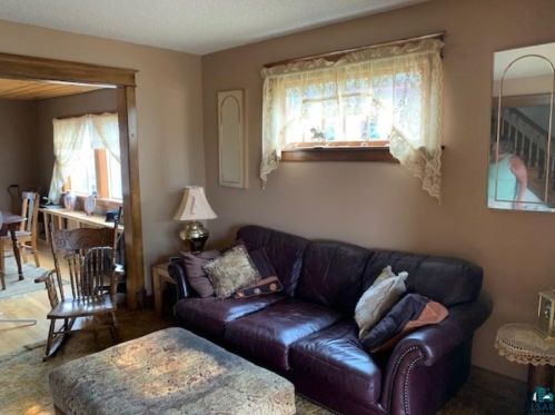 205 3 St, Duluth MN 55805-1856 exterior