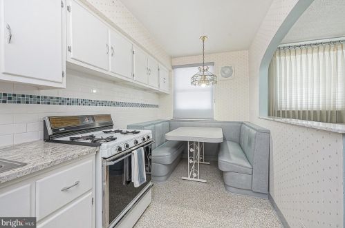 1938 28 St, Philadelphia PA 19145-2408 exterior