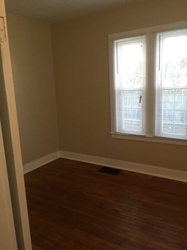 596 Westfield St, West Springfield MA 01089-3865 exterior