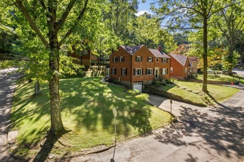 2718 Blackridge Ave, Pittsburgh, PA 15235-4129