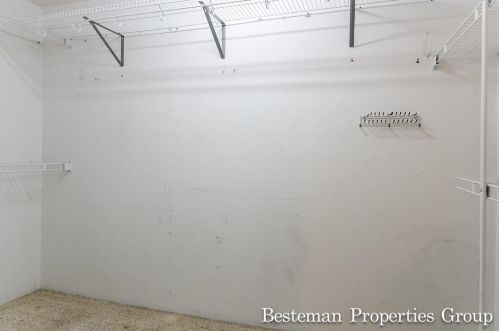 1121 Wilson Ct, Meskegon MI 49441-5150 exterior