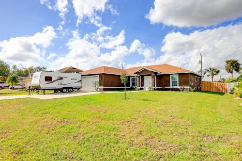 2356 Savona Blvd, Fort Pierce FL  34953-2215 exterior