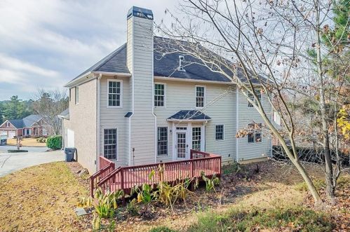 645 Kenton Ct, Atlanta GA 30331-7516 exterior