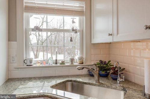 91 Midway Farms Ln, Lancaster PA 17602-2671 exterior