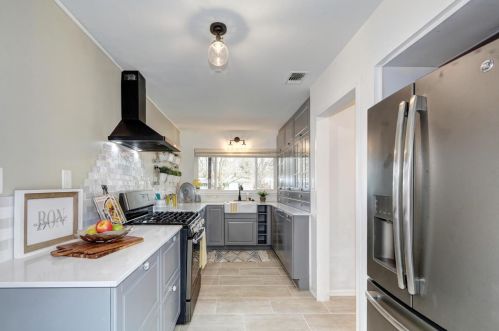 819 Campus Way, Davis CA 95616-3518 exterior