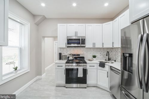 10 53rd St, Philadelphia, PA 19139-2635