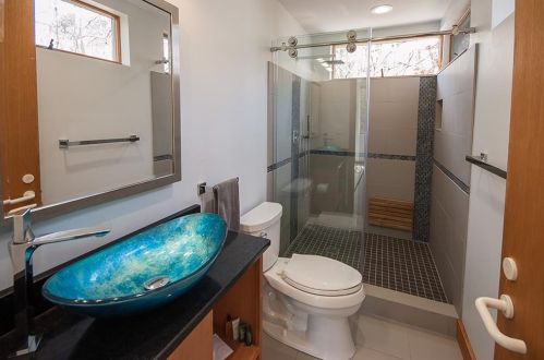 1141 Biltmore Dr, Atlanta GA 30329-3809 exterior