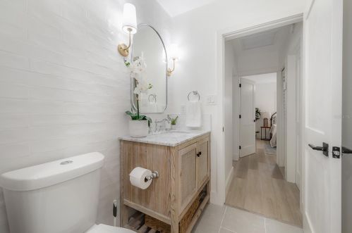 7202 15th St, Tampa FL  33610-1210 exterior