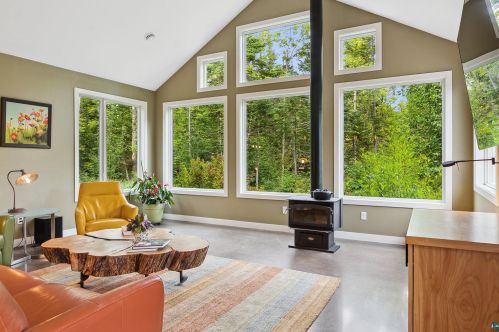 5397 Jean Duluth Rd, Duluth MN 55804-2660 exterior