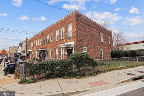 1850 Capitol Ave, Washington DC 20002-1702 exterior