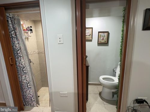 4748 2nd St, Philadelphia PA 19122-6125 exterior