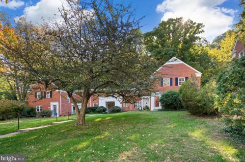 1626 Fitzgerald Ln, Alexandria VA  22302-2004 exterior