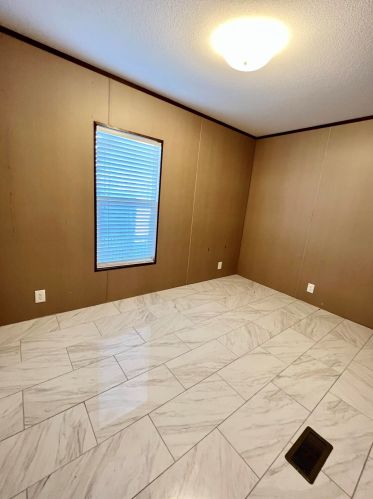 1069 Railroad Ave, Defuniak Springs FL  32433 exterior