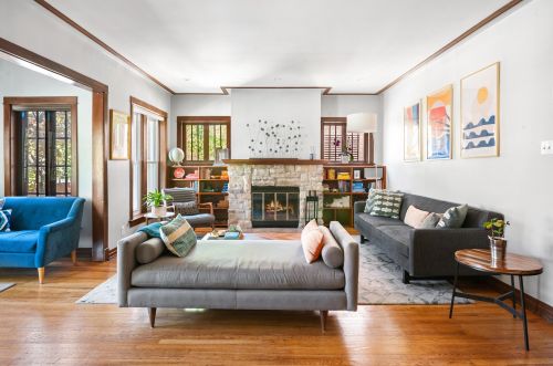 739 Brompton Ave, Chicago, IL 60657-1830