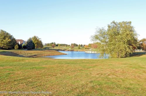 2 Arcadia Dr, Lakehurst NJ 08759-6160 exterior