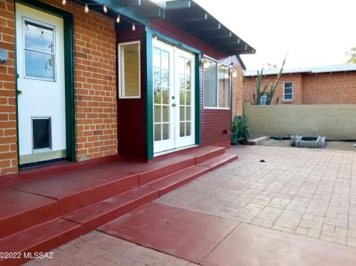 1723 Linden St, Tucson AZ 85705-8935 exterior