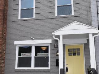 1339 Dexter Ter, Washington, DC 20020-5203