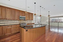 2713 Bryn Mawr Ave, Chicago IL 60631-3151 exterior