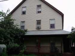 64 Dalby St, Newton, MA 02458-1033