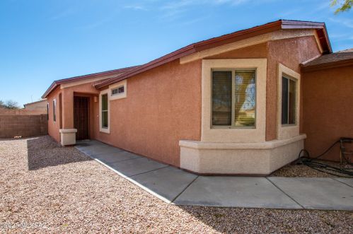 8397 Benidorm Loop, Tucson AZ  85757-6812 exterior