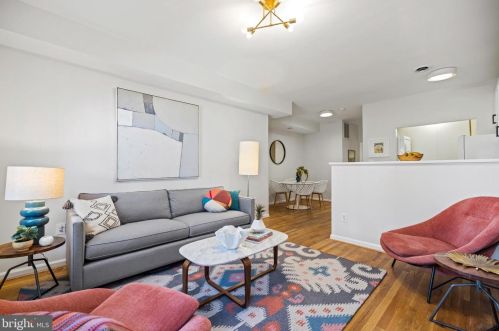 56 Bates St, Washington, DC 20001-6103