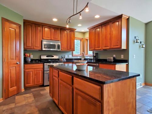 10015 Magnolia St, Milwaukee, WI 53224-3727