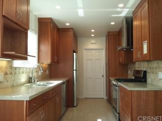 5604 Fallsgrove St, Los Angeles CA  90016-5028 exterior