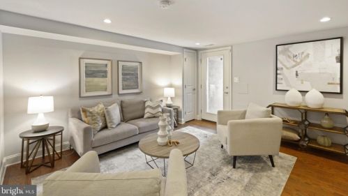 1268 Owen Pl, Washington DC 20002-2808 exterior