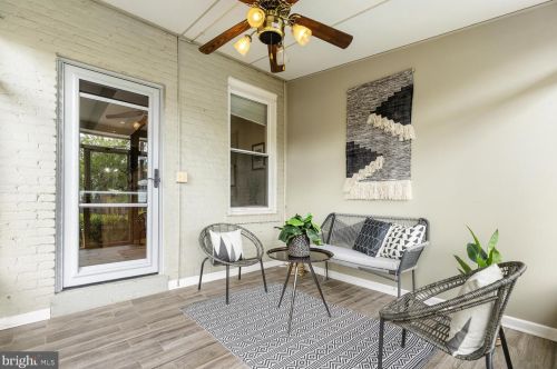 123 Peyton St, Alexandria VA 22314-2723 exterior