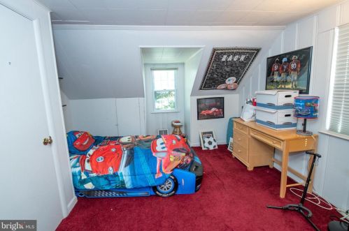 3255 Maple Rd, Huntingdon Valley PA exterior