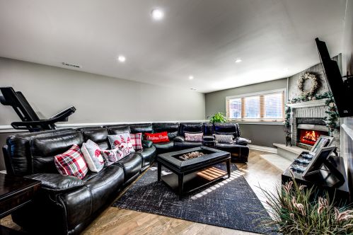 4905 124 St, Chicago IL 60628-7240 exterior