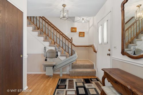 1080 Butler Dr, Bull Valley IL 60014-6927 exterior