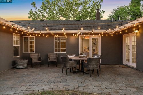 196 Hazel Dr, Concord CA  94523-2916 exterior