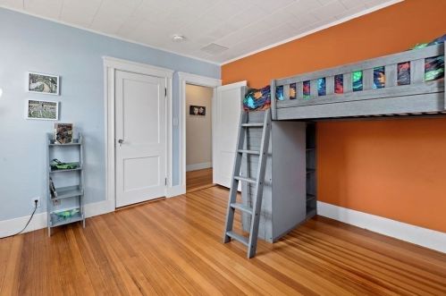 172 Middlesex St, North Andover MA 01845-3829 exterior