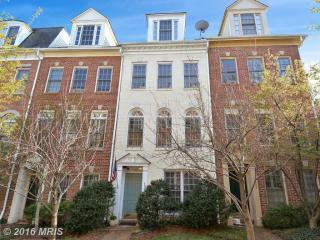 5320 43rd St, Washington, DC 20015-2008